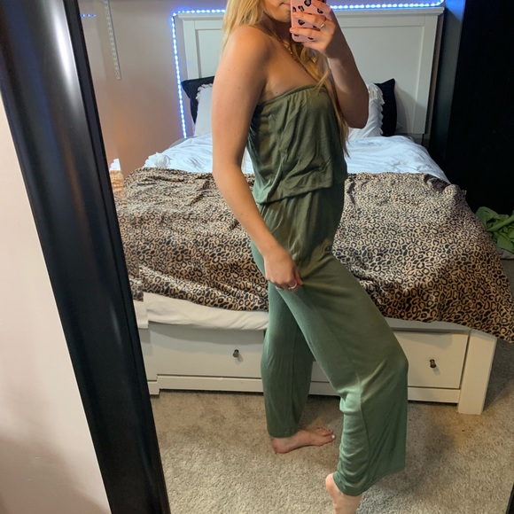 EXIST JUMPSUIT - Picture 5 of 8